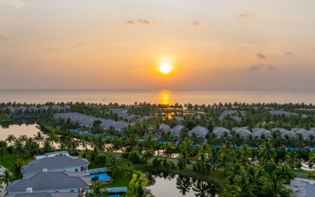 Nội thất Quang Đông cung cấp ghế hồ bơi mây nhựa QD-1281 cho khu nghỉ dưỡng Melia Vinpearl Phú Quốc