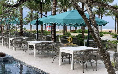 Cách bố trí sắp xếp bàn ghế phù hợp với không gian quán cafe