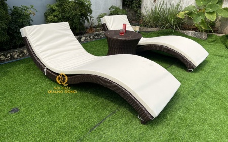 Mẫu ghế nằm hồ bơi giả mây không có tay vịn