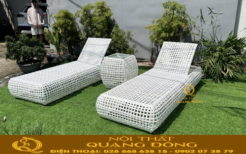 Ghế nằm hồ bơi QD-588 màu trắng