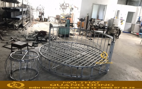 Khung giường tắm nắng QD-517 được làm bằng hợp kim nhôm chống gỉ sét