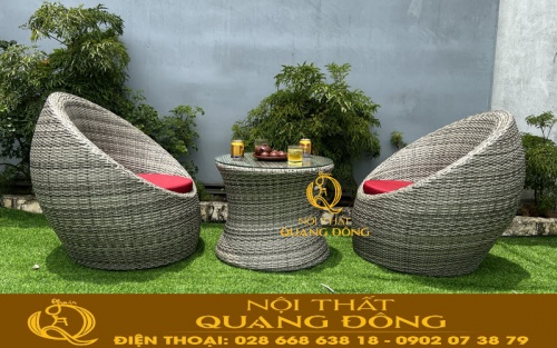 Bộ bàn ghế ban công màu màu xám khói cho bạn thêm lựa chọn