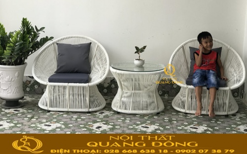 Mẫu bàn ghế cho ban công bằng nhựa giả mây
