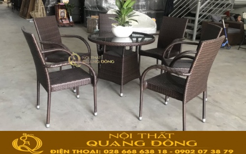 Bộ bàn ghế giả mây QD-2039 sử dụng 6 ghế kết hợp bàn tròn lớn tiện dụng hơn