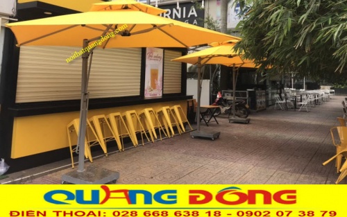Dù lệch tâm 3,7 mét màu vàng