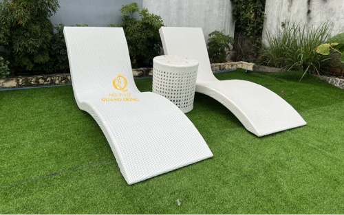 Mẫu ghế thư giãn tắm nắng màu trắng QD-1260