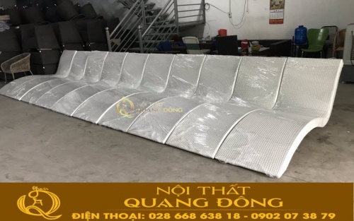 Xưởng làm ghế thư giãn cho hồ bơi tại HCM