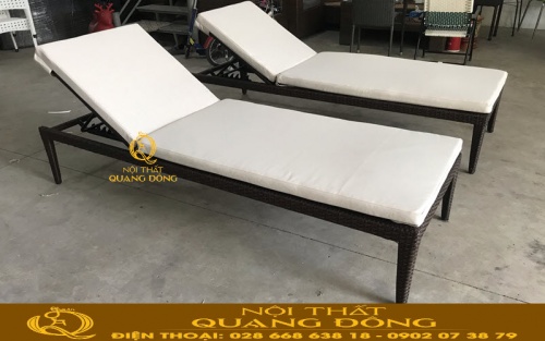 Ghế nằm hồ bơi QD-585 màu nâu giả gỗ