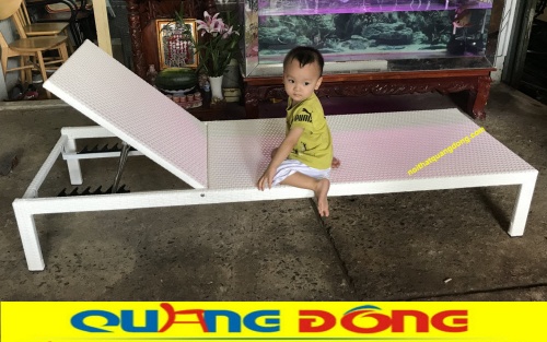 Ghế hồ bơi QD-1247 màu trắng