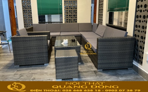 Mẫu sofa góc giả mây QD-613 ghi hình tại sảnh ngoài trời khu dân cư Đại Phúc, Bình Chánh, TP.HCM