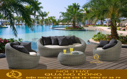 Sofa giả mây QD-710 bài trí tại khu vực hồ bơi