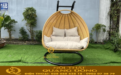 Xích đu giả mây với 2 gam màu sang trọng