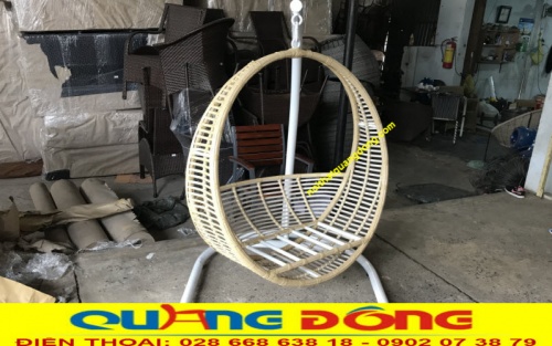 Xích đu mây nhựa QD-420 | Mẫu xích đu trang trí sân vườn