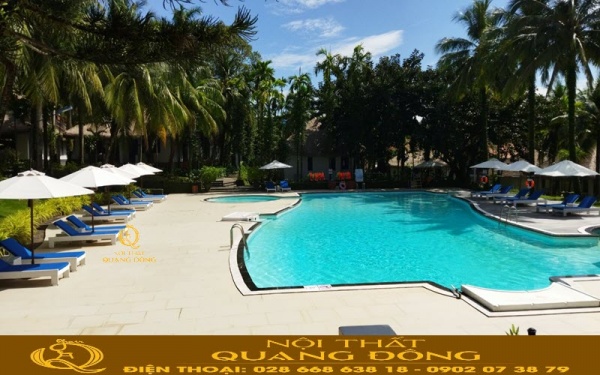 Chọn mức giá hợp lý với nhu cầu khi quyết định mua ghế nằm hồ bơi