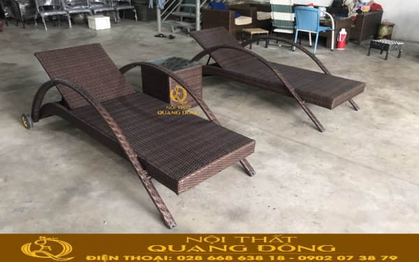 Ghế nằm hồ bơi tại xưởng Nội thất Quang Đông QD-252