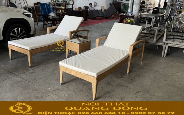 Ghế nằm hồ bơi mây nhựa QD-1275 sử dụng kèm nệm lót giúp tăng tính thẩm mỹ