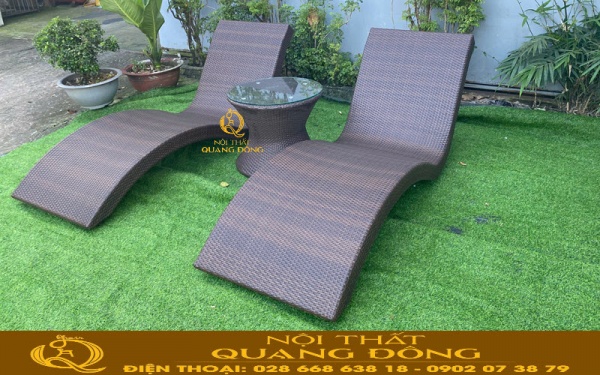 Ghế hồ bơi mây nhựa kiểu dáng uốn cong