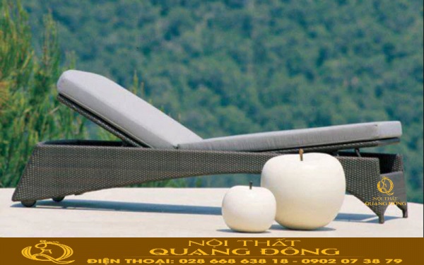 Ghế nằm hồ bơi mây nhựa QD-560 sang trọng phù hợp với nhiều loại không gian ngoại thất khác nhau