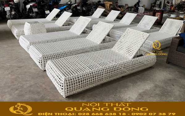Kiểm tra chất lượng của ghế hồ bơi QD-588 trước khi giao đến khách hàng