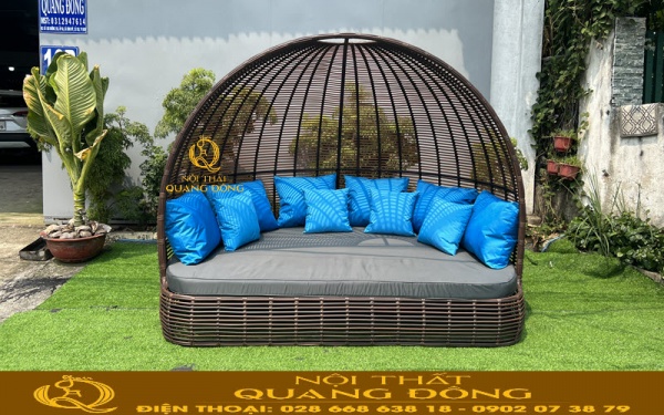 Giường tắm nắng QD-749 đan bằng sợi mây nhựa bán nguyệt 14 ly, thiết kế dạng mái vòm độc đáo, tiện nghi sang trọng
