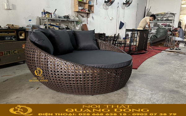 Giường tắm nắng thư giãn cho hồ bơi QD-550 khi mới hoàn thiện tại xưởng