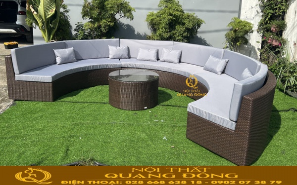 sofa giả mây QD-742 đan nhựa giả mây thiết kế dạng hình bán nguyệt đẹp mắt