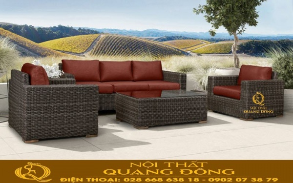 Sofa mây nhựa QD-723 sử dụng thêm nệm lót màu đỏ đô 