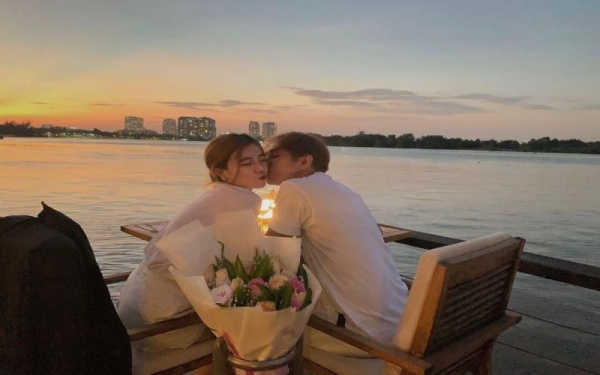 Quán cà phê bờ sông sài gòn quận 2