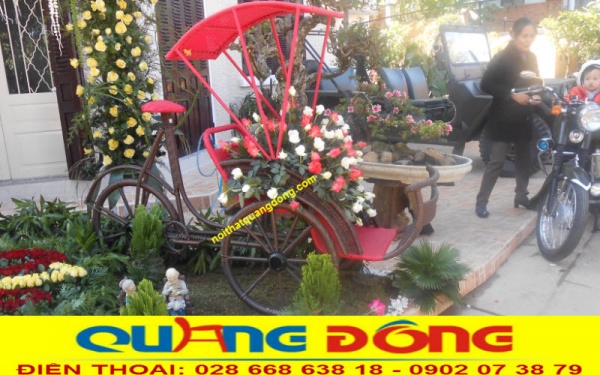 Mẫu xích đu giả mây đan thủ công đẹp, độc, lạ vật dụng trang trí cho ngày khai trương nhà hàng quán cafe