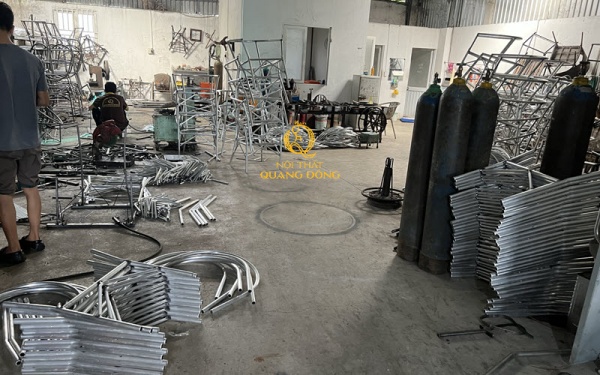 Xưởng sản xuất bàn ghế giả mây uy tín chất lượng Nội thất Quang Đông