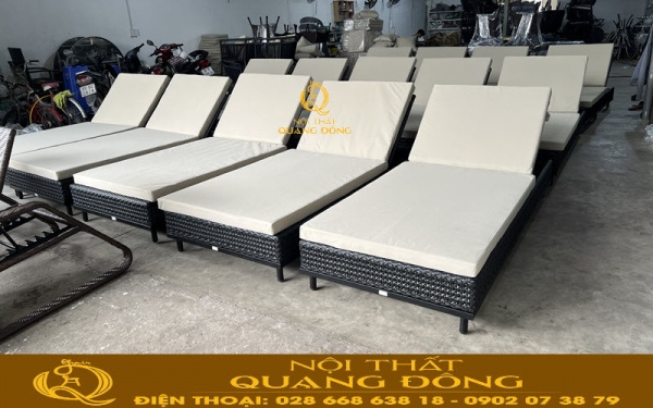 Xưởng sản xuất ghế tắm nắng hồ bơi giả mây Nội thất Quang Đông