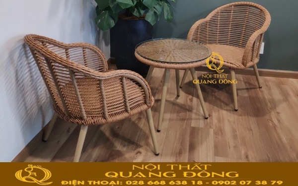 Mẫu bàn ghế giả mây sợi tròn QD-2046 sử dụng 2 ghế 1 bàn tròn, sang trọng tuyệt đẹp cho ban công
