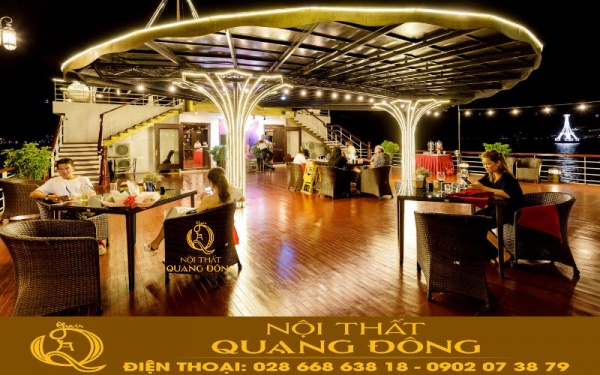 Mẫu bàn ghế giả mây QD-098 trên boong tàu du lịch sealife hạ long, về đêm