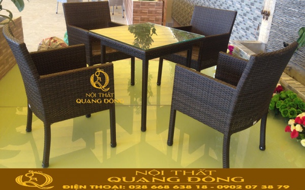 Bàn ghế giả mây QD-198 phù hợp với mọi không gian ở quán cafe, các khu vực sân vườn ngoài trời.