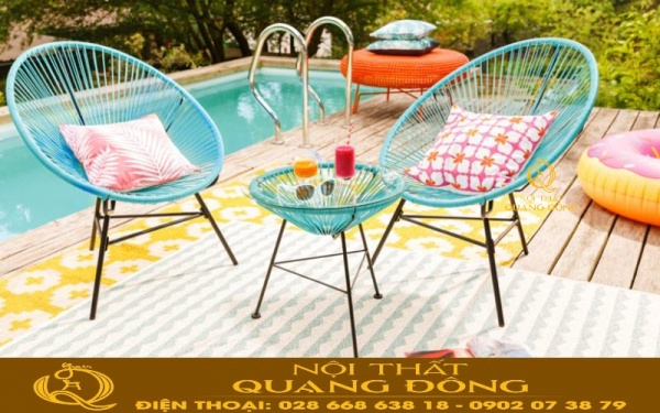 Bàn ghế thép sơn tĩnh điện đan sợi nhựa giả mây dùng cho sân vườn QD-2029 Bộ bàn ghế giả mây QD-2029 với combo 2 ghế 1 bàn nhỏ xinh đẹp cho góc sân vườn, ban công sân thượng, khu vực hồ bơi