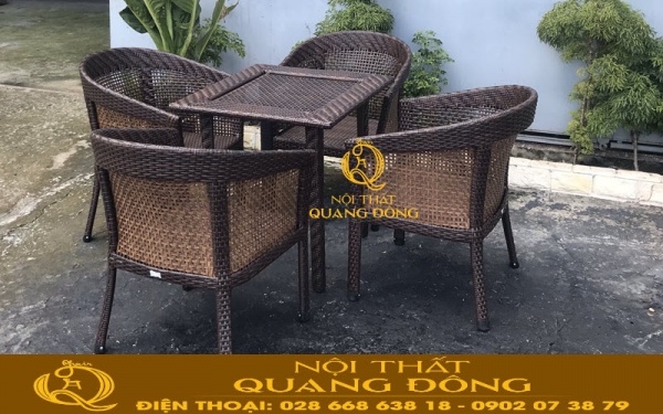 Bàn ghế giả mây QD-2049 đan ca rô phần lưng tựa tạo cảm giác êm thoáng cho người ngồi