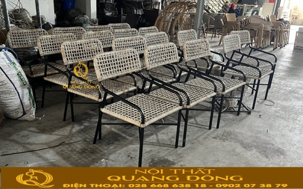 Bàn ghế mây nhựa QD-2105 tại xưởng sản xuất Nội thất Quang Đông