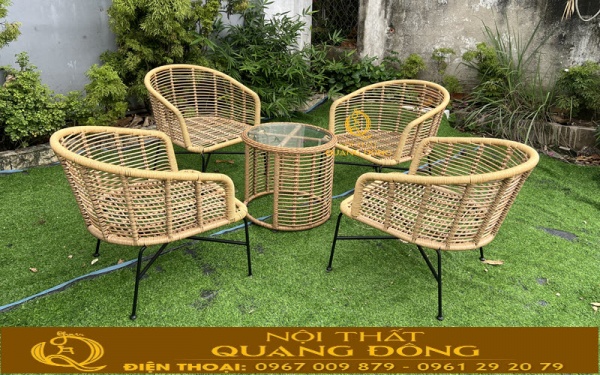 Bàn ghế giả mây QD-2116 sử dụng sợi mây nhựa có hoạt chất kháng tia UV chịu nắng mưa