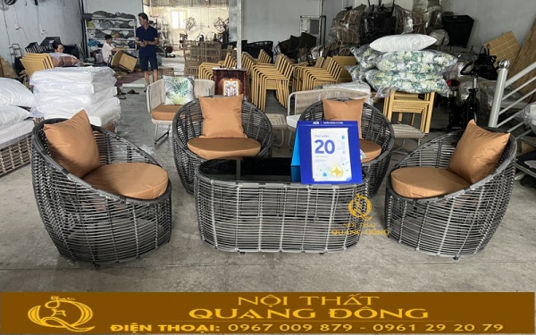 Bàn ghế giả mây QD-2117 vừa hoàn thiện được ghi hình tại xưởng Nội thất Quang Đông