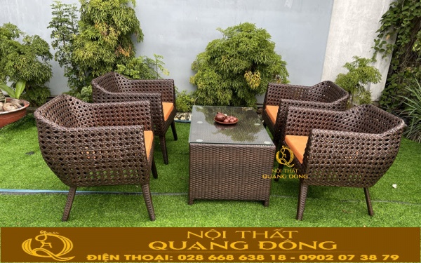Bàn ghế giả mây QD-268 sử dụng kiểu đan mắt cáo độc đáo