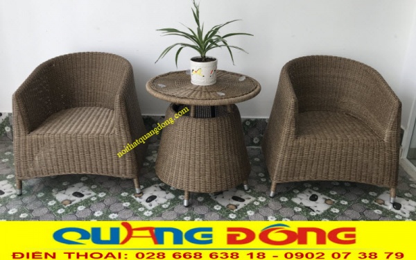 Mẫu bàn ghế giả mây dùng cho nội và ngoại thất quán cafe 2 ghế 1 bàn