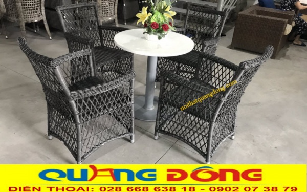 Bàn ghế giả mây QD-293 tại xưởng sản xuất của công ty Nội Thất Quang Đông