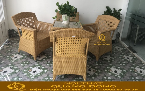 Bàn ghế giả mây đan mắt cáo fom lớn QD-303 tối ưu cho không gian quán cafe