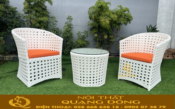 Bàn ghế giả mây QD-343 hoàn hảo về kiểu dáng với sự kết hợp màu sắc, mang đến không gian sống thanh lịch