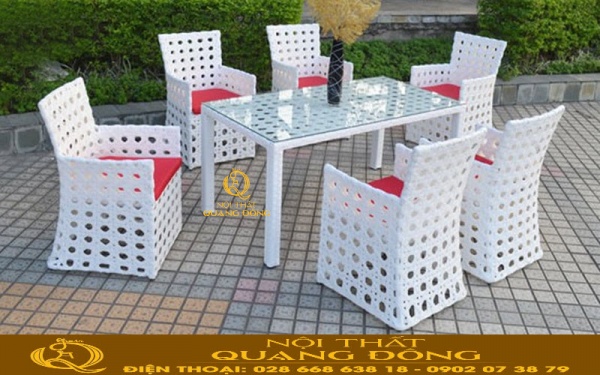Bàn ghế giả mây QD-364 đan sợi mây nhựa màu trắng tinh khôi nổi bật không gian ngoại thất