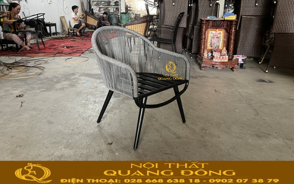 Bàn ghế giả mây QD-373 sử dụng đan sợi mây dù polyethene cao cấp