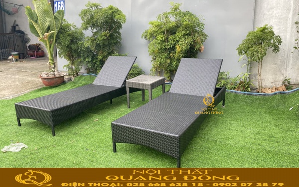 Ghế hồ bơi giả mây QD - 248 có phần chân ghế được thiết kế chắc chắn chống trơn trượt