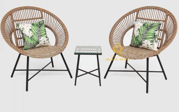 Ghế giả mây QD-282 kết hợp bàn vuông nhỏ đi kèm tiện dụng và tinh tế