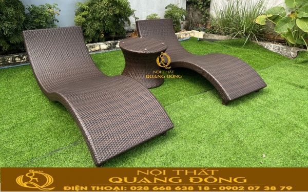 Ghế nằm hồ bơi QD-576 kiểu dáng uốn lượn đẹp mắt, thoải mái cho người sử dụng