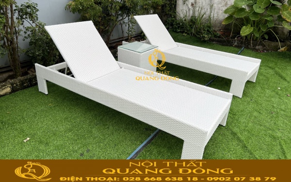 Ghế nằm hồ bơi QD-592 đan sợi nhựa giả mây gam màu trắng tinh khôi